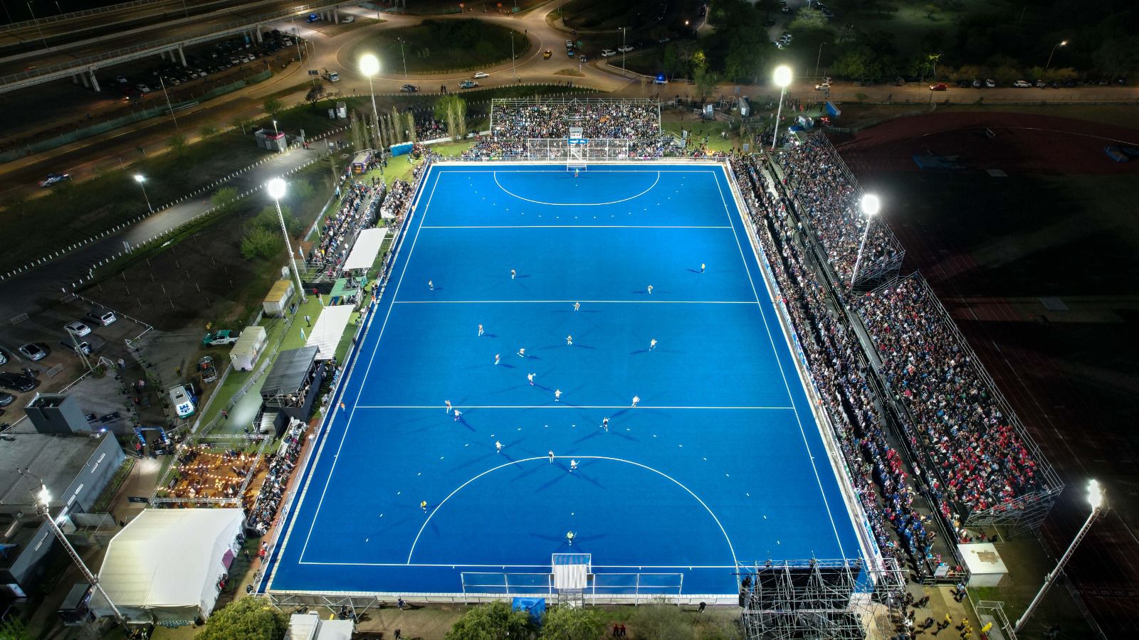 Las Leonas y Soledad García dieron brillo a la nueva cancha de hockey en Córdoba - imagen 2